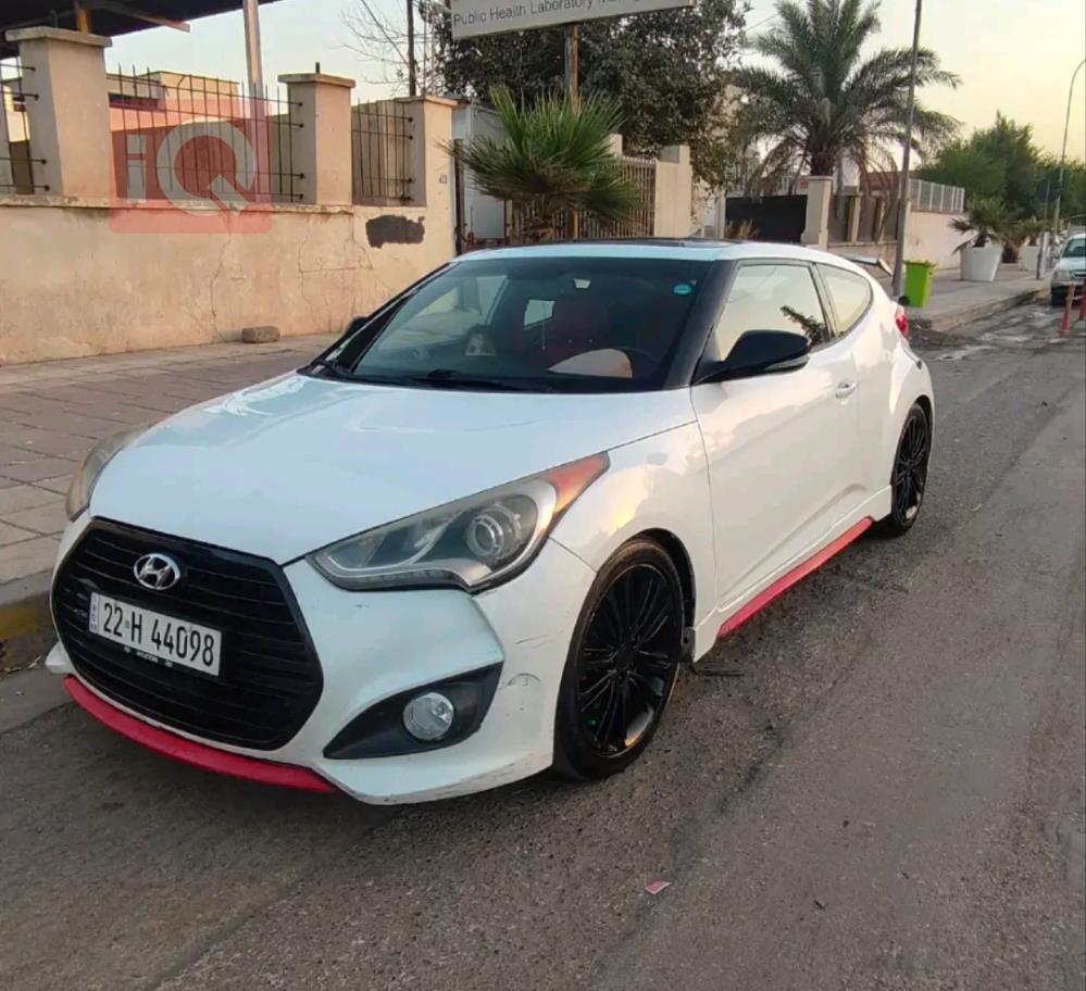 Hyundai Veloster